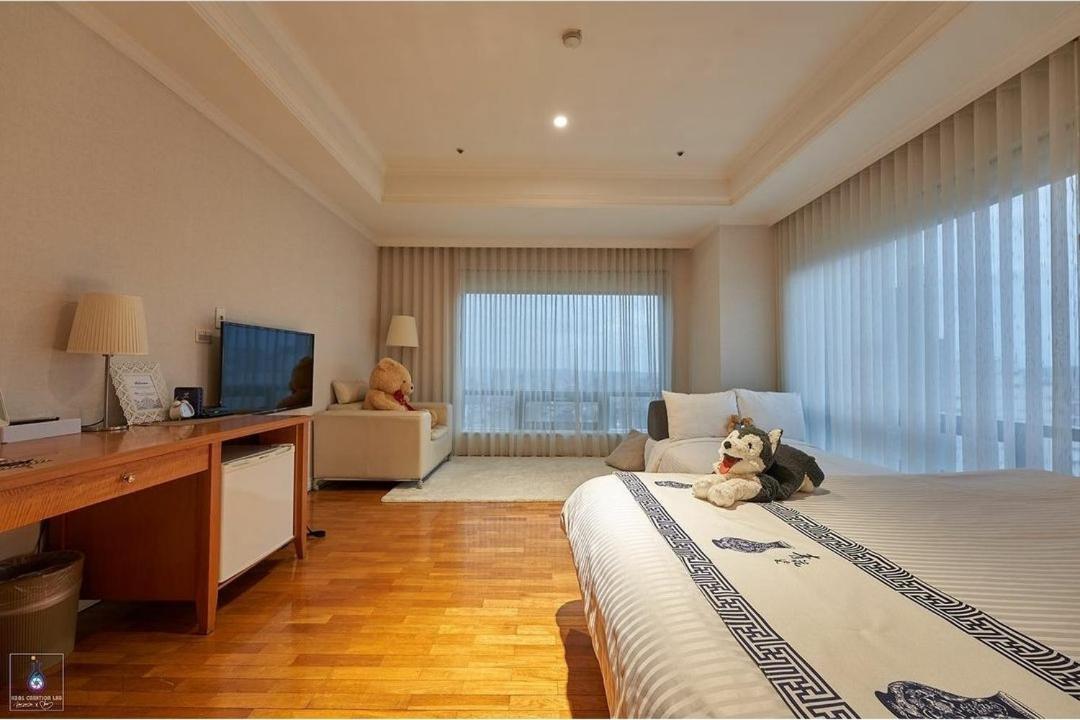 Corner Inn Taichung Exterior foto