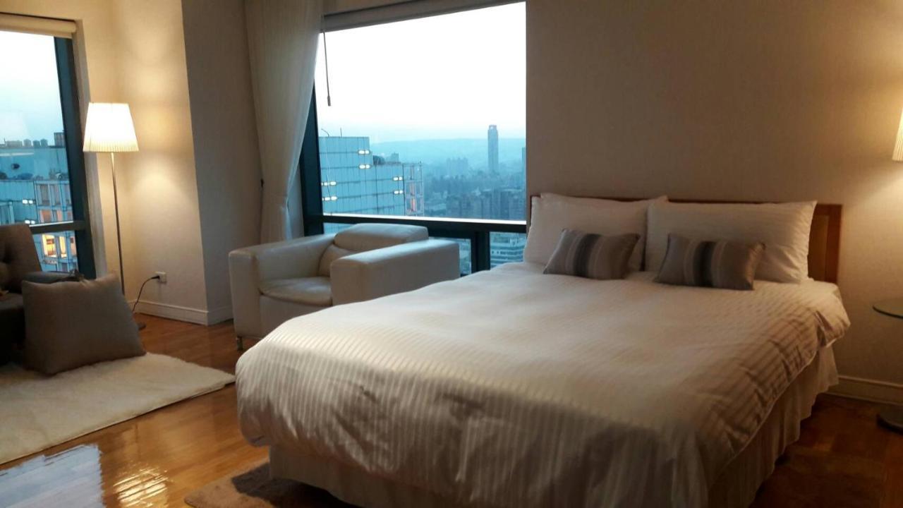 Corner Inn Taichung Exterior foto